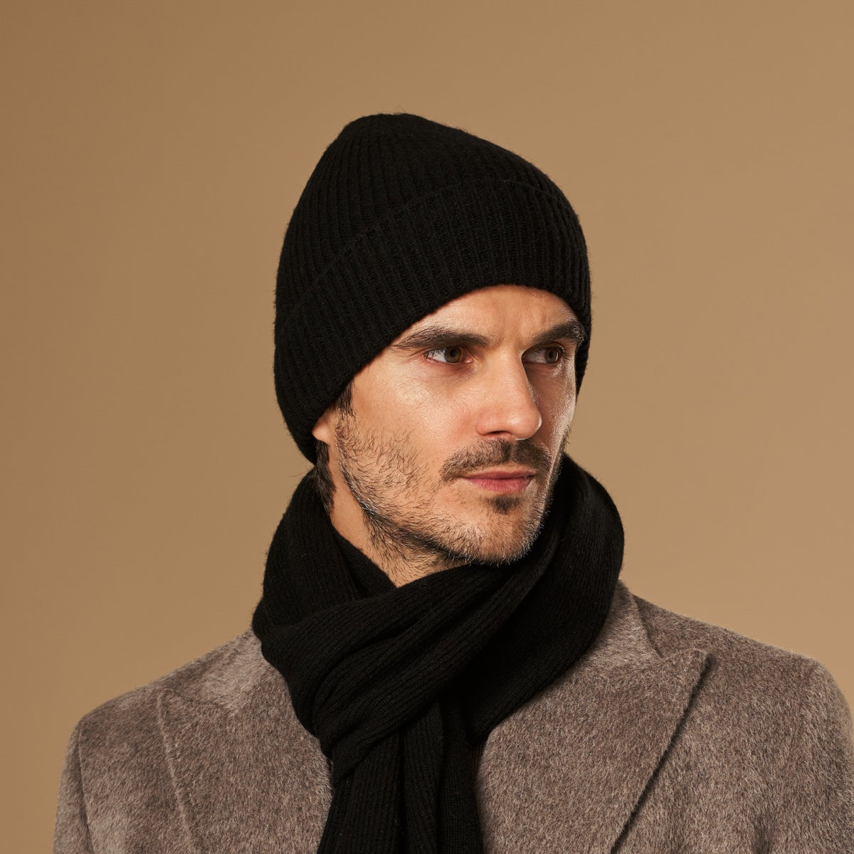 Mischa (schwarz) – Premium-Mütze aus weicher Merinowolle (Unisex)  - Schwartz & von Halen DE - 1