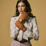 Cecilia (cognac) – Exklusive Damen-Autohandschuhe aus Pekari-Leder