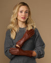Emma (cognac) - Extralange Schaflederhandschuhe mit luxuriösem Kaschmirfutter & Touchscreen-Funktion