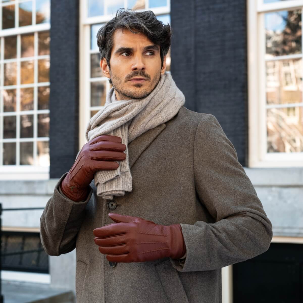 Harvey (cognac) - Ziegenlederhandschuhe mit luxuriösem Wollfutter und Touchscreen-Funktion - Schwartz & von Halen DE - Premium Lederhandschuhe - 11