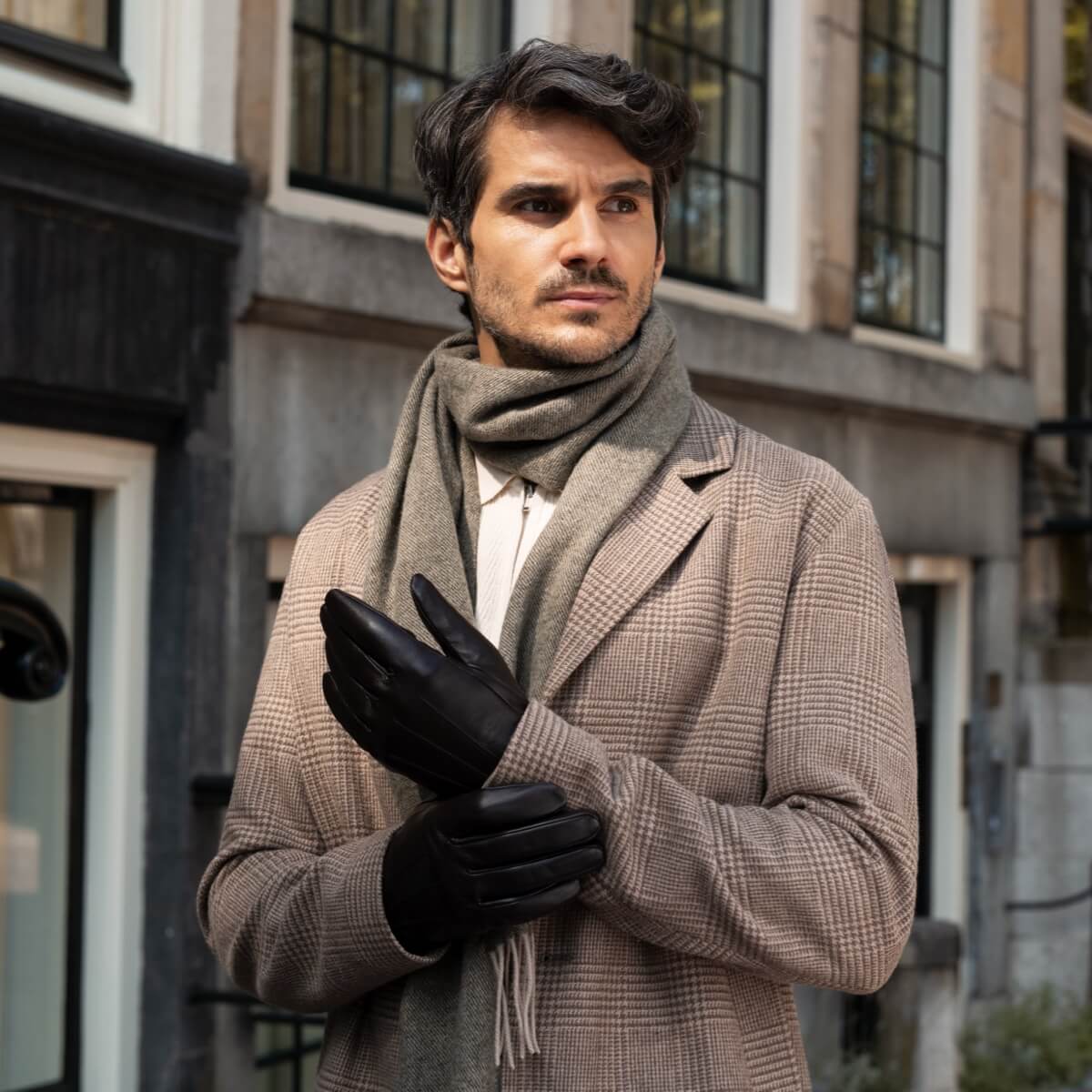 James (schwarz) – klassische Handschuhe aus Schaffellleder mit luxuriösem Kaschmirfutter und Touchscreen-Funktion - Schwartz & von Halen DE - Premium Lederhandschuhe - 10