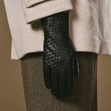 Josephine (schwarz) - Handschuhe mit Korbflechtmuster, Wollfutter und Touchscreen-Funktion