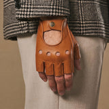 Liam (cognac) – klassische fingerlose Herren-Autohandschuhe aus Lammleder