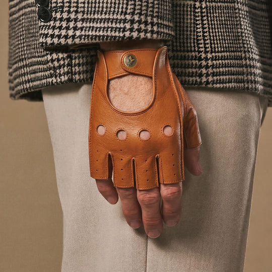 Liam (cognac) – klassische fingerlose Herren-Autohandschuhe aus Lammleder