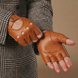 Liam (cognac) – klassische fingerlose Herren-Autohandschuhe aus Lammleder