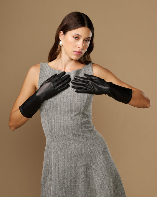 Rosemary Mid-forearm (noir) - Gants pour femme en cuir d’agneau avec doublure en soie & fonction tactile