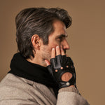 Zane (schwarz) – luxuriöse fingerlose Fahrhandschuhe aus amerikanischem Hirschleder  - Schwartz & von Halen DE - Premium Lederhandschuhe - 5