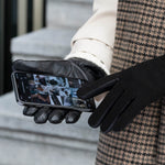 Nora - Schafslederhandschuhe mit Kunstpelzfutter & Touchscreen-Funktion - Schwartz & von Halen DE - 6