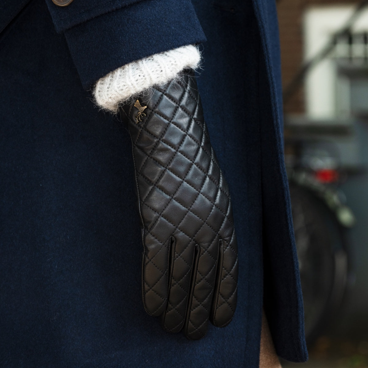 Kira (schwarz) - Schafslederhandschuhe mit Woll-/Kaschmirfutter und Touchscreen-Funktion - Schwartz & von Halen DE - Premium Lederhandschuhe - 8